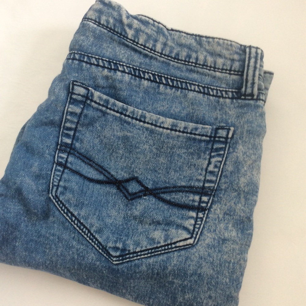 Acid Wash Stretch Skinny Denim Jeans